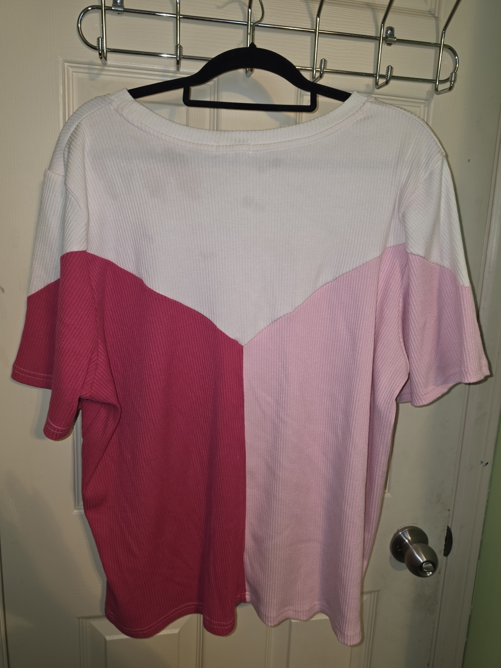 Chic Soul Ribbed Tee - Cream & Light Pink - Picture 2 of 3